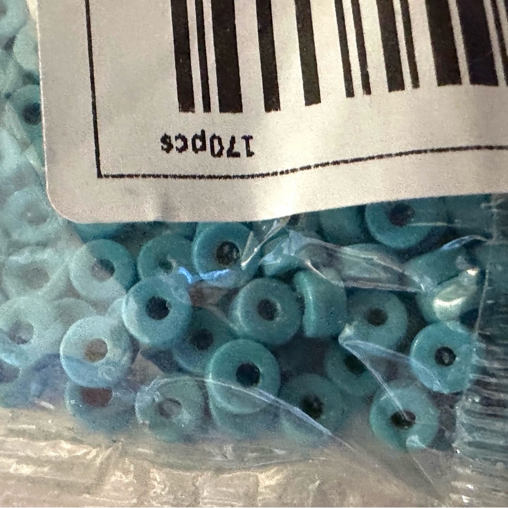 Vibrant Bead Collection for Creative Crafting and Jewelry Making - Picture 6 of 7